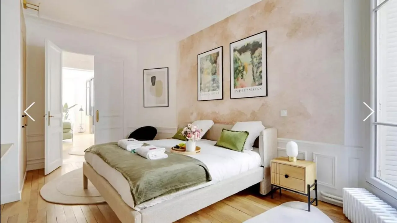 Furnished 2-Bedroom Apartment On Av. De Suffren Paris France