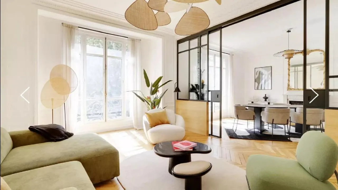 Furnished 2-Bedroom Apartment On Av. De Suffren Paris 0*,
